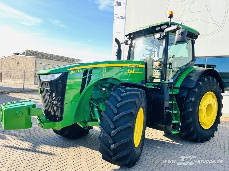 John Deere 8320R E23-PowerShift