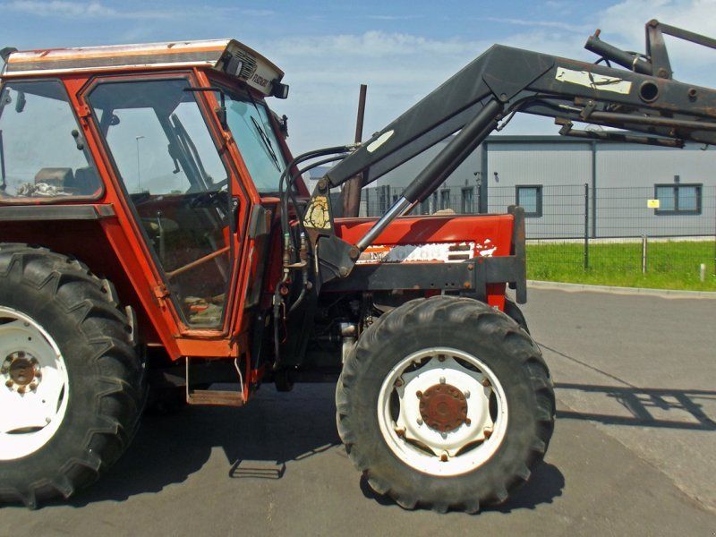 New Holland 65-88 Frontlader+38 KmH