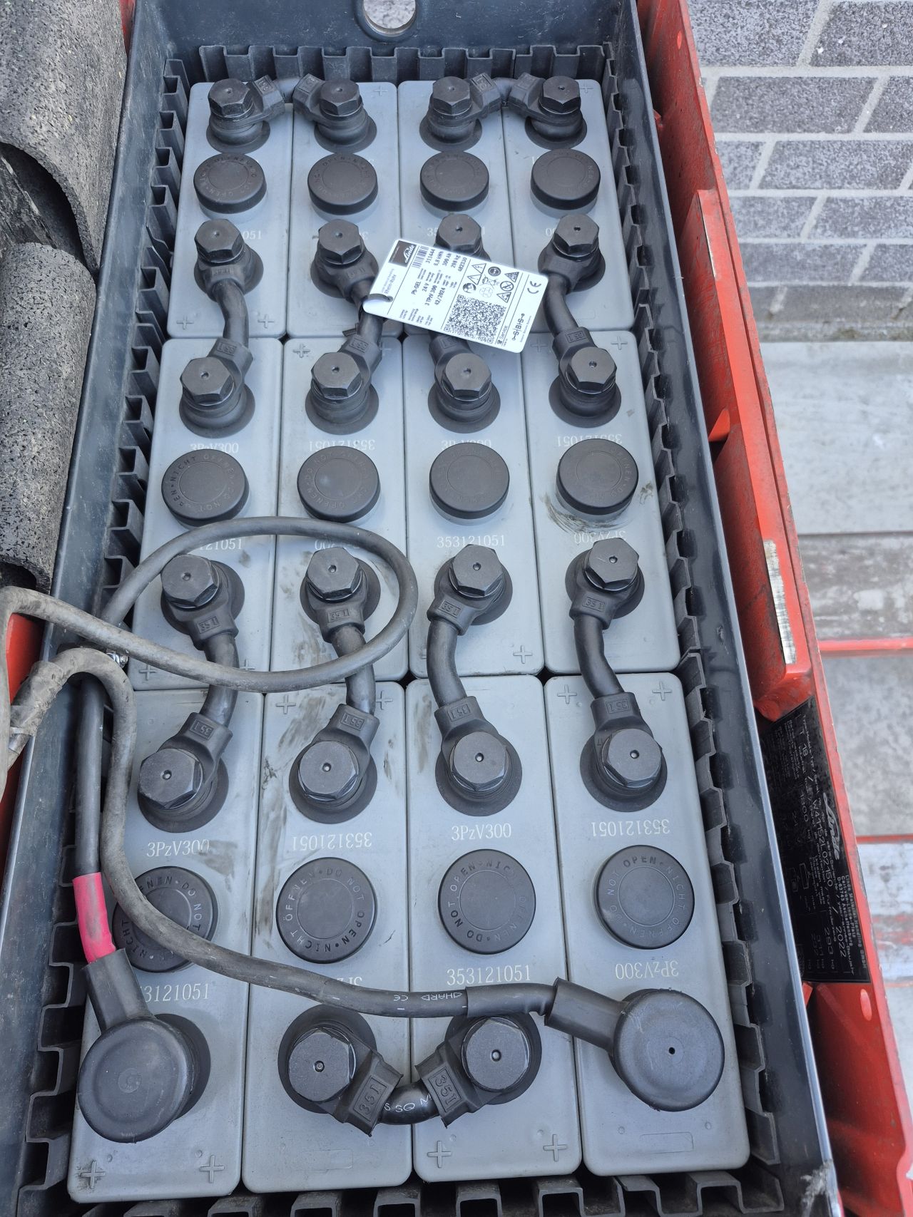 Linde T18 bj 2022 3895 uur accu bj 2024 nieuwe wielen