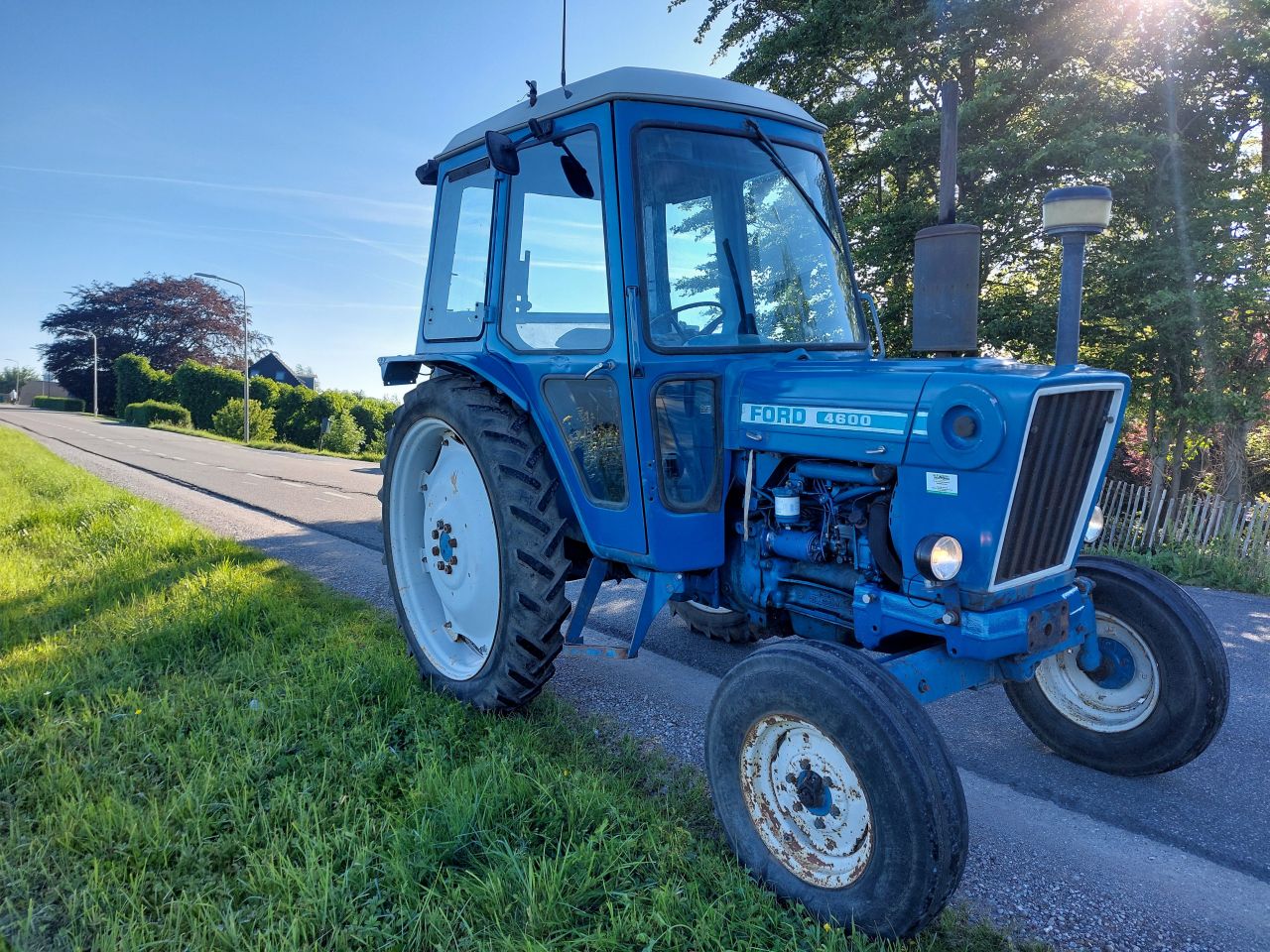 Ford 4600 met stuurbekrachtiging