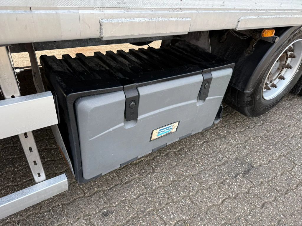 Knapen Trailers 96m3 Liftas Cargo Floor 10MM 2 year old! Afstandsbediening Metallic