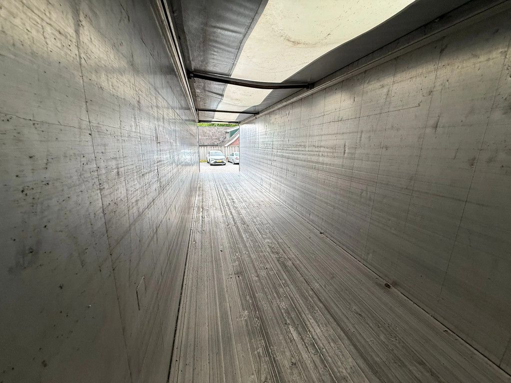 Knapen Trailers 96m3 Liftas Cargo Floor 10MM 2 year old! Afstandsbediening Silver metallic APK/TUV 15-08-2026