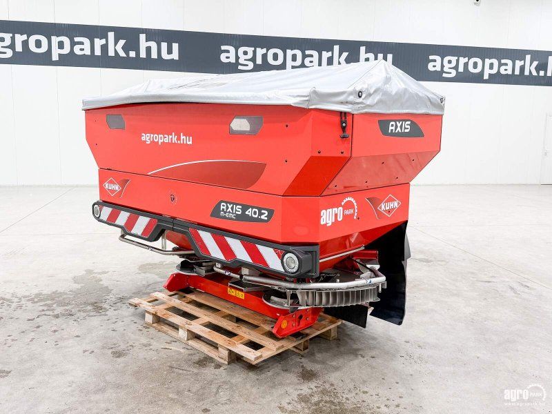 Kuhn Axis 40.2 M-EMC 3,200-liter  , EMC weighing sy