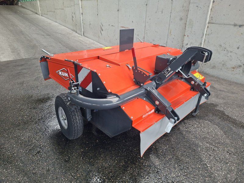 Kuhn TC 320