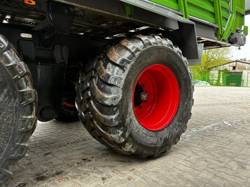 Fendt Tigo 70 PR nur 774 Fuhren bzw 76 Stunden und mit 750/45 R26,5 Be