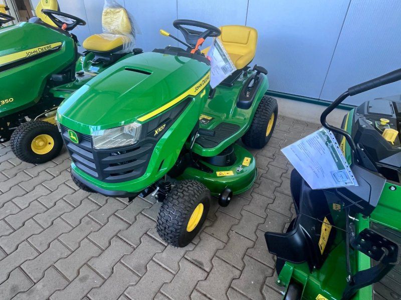 John Deere X107