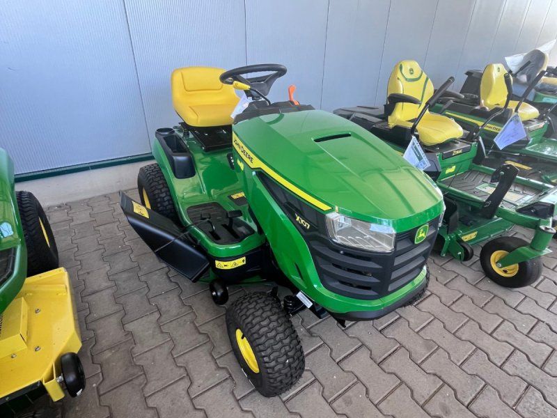 John Deere X107
