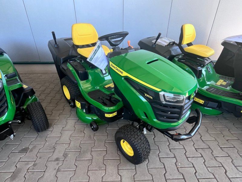 John Deere X167R