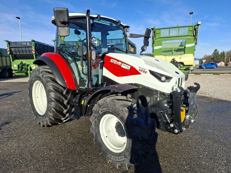 Steyr 4090 PLUS