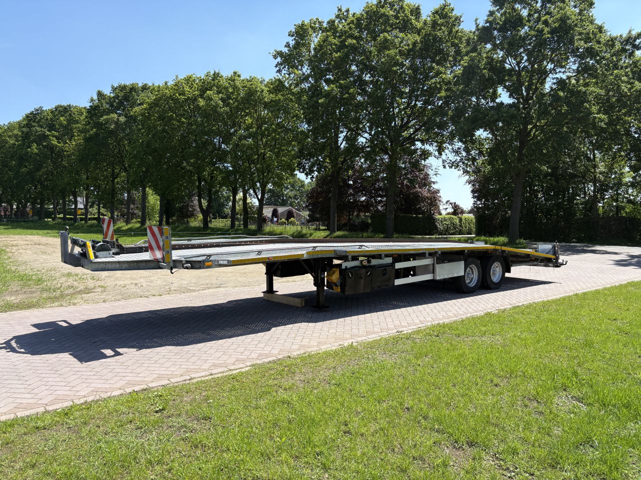 CE oplegger 15 TON ambulance auto transporter met Lier