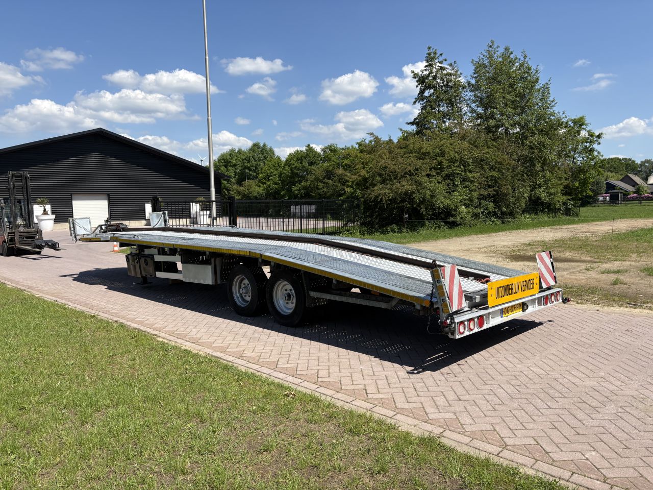 CE oplegger 15 TON ambulance auto transporter met Lier