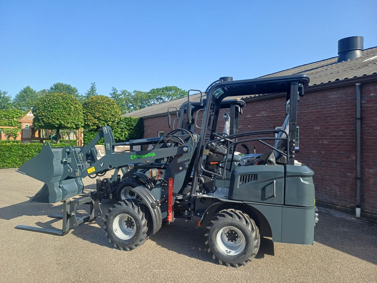 Mini shovel CMH 606 PowerDijk