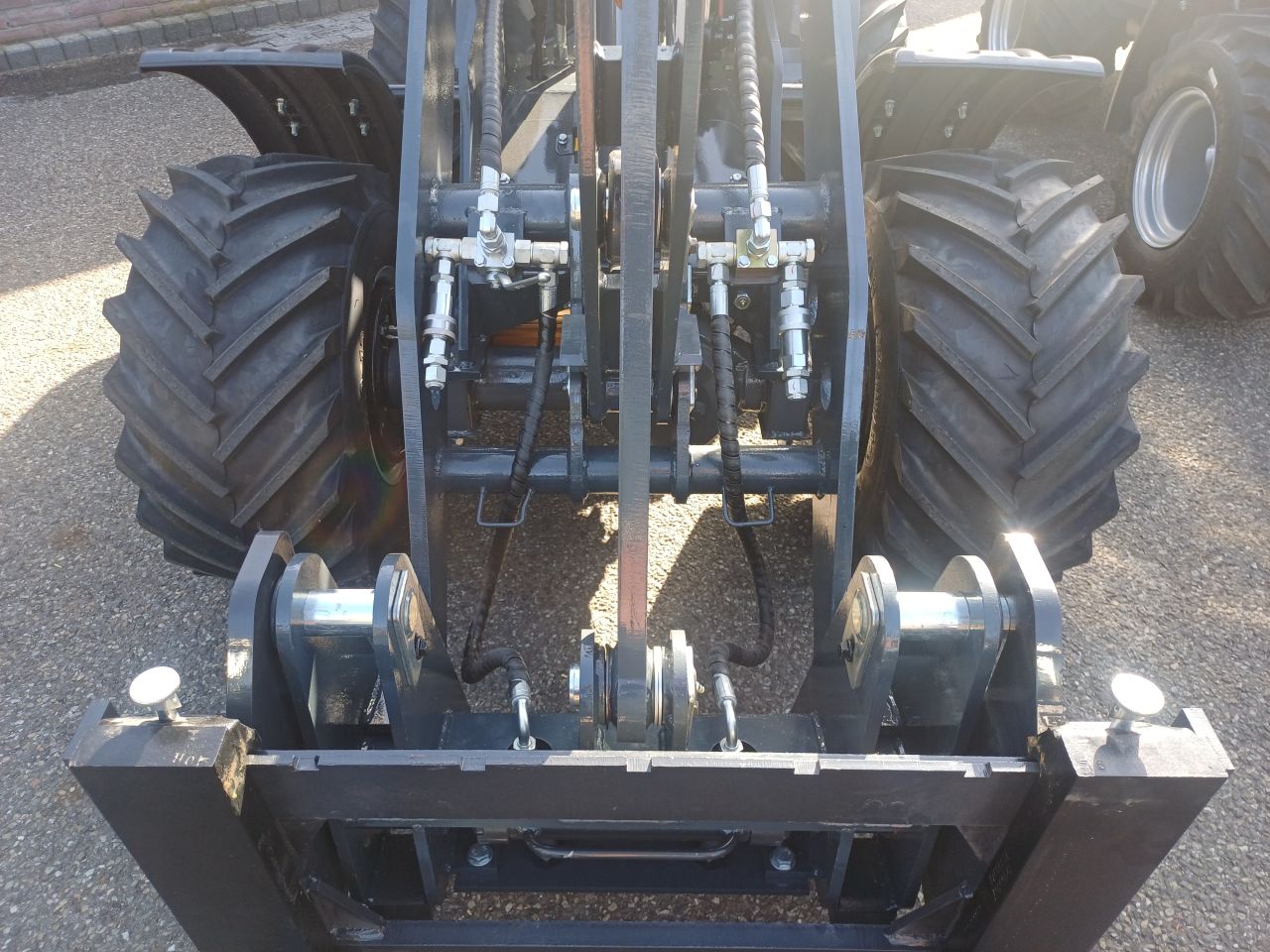 Mini shovel CMH 606 PowerDijk
