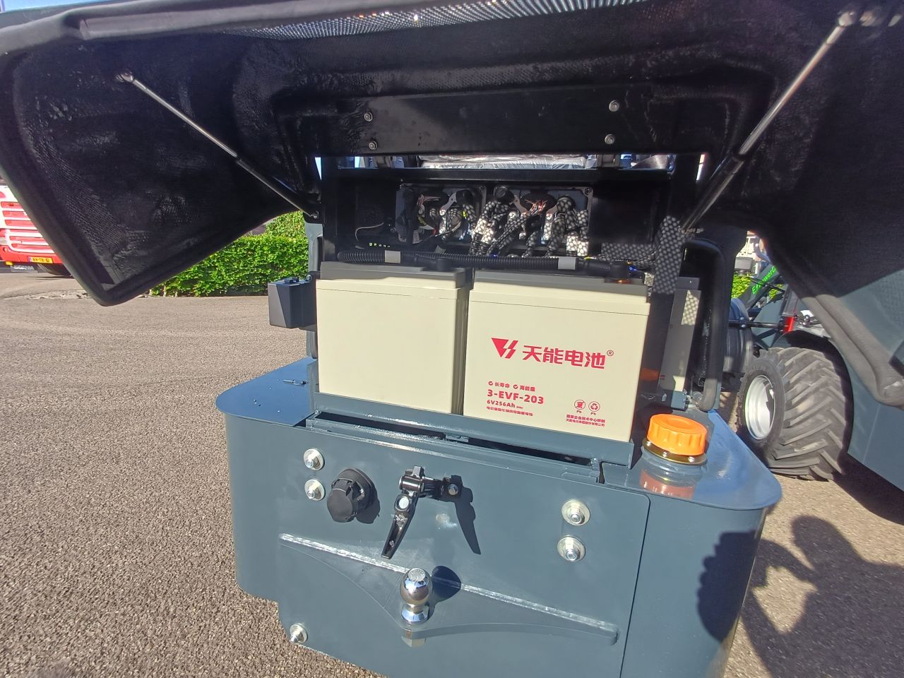 Mini shovel CMH 606 PowerDijk