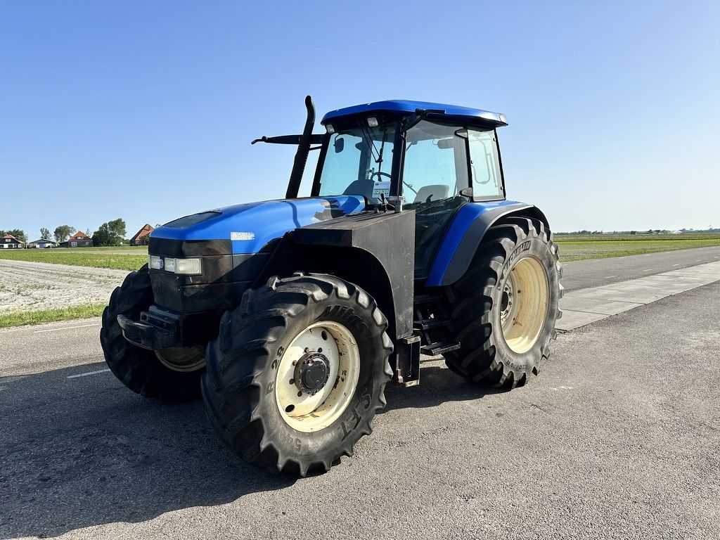 New Holland TM 140