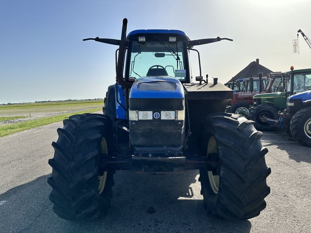 New Holland TM 140