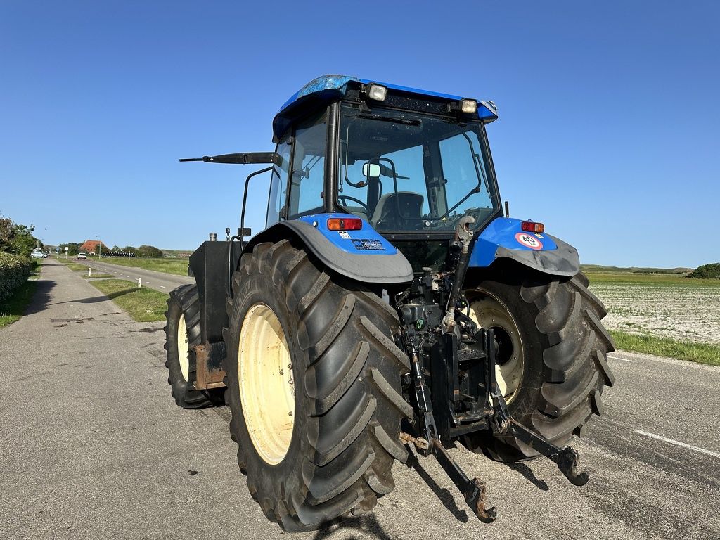 New Holland TM 140