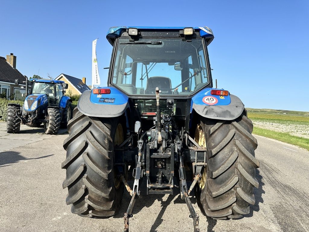 New Holland TM 140