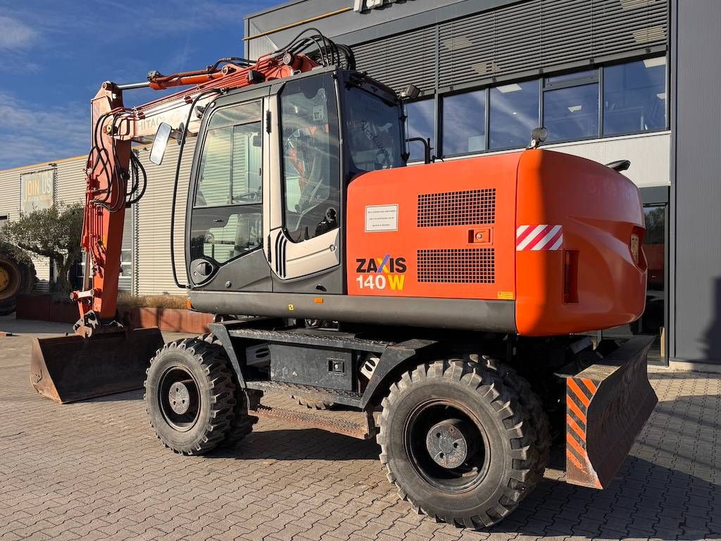 Hitachi ZX 140 W-3