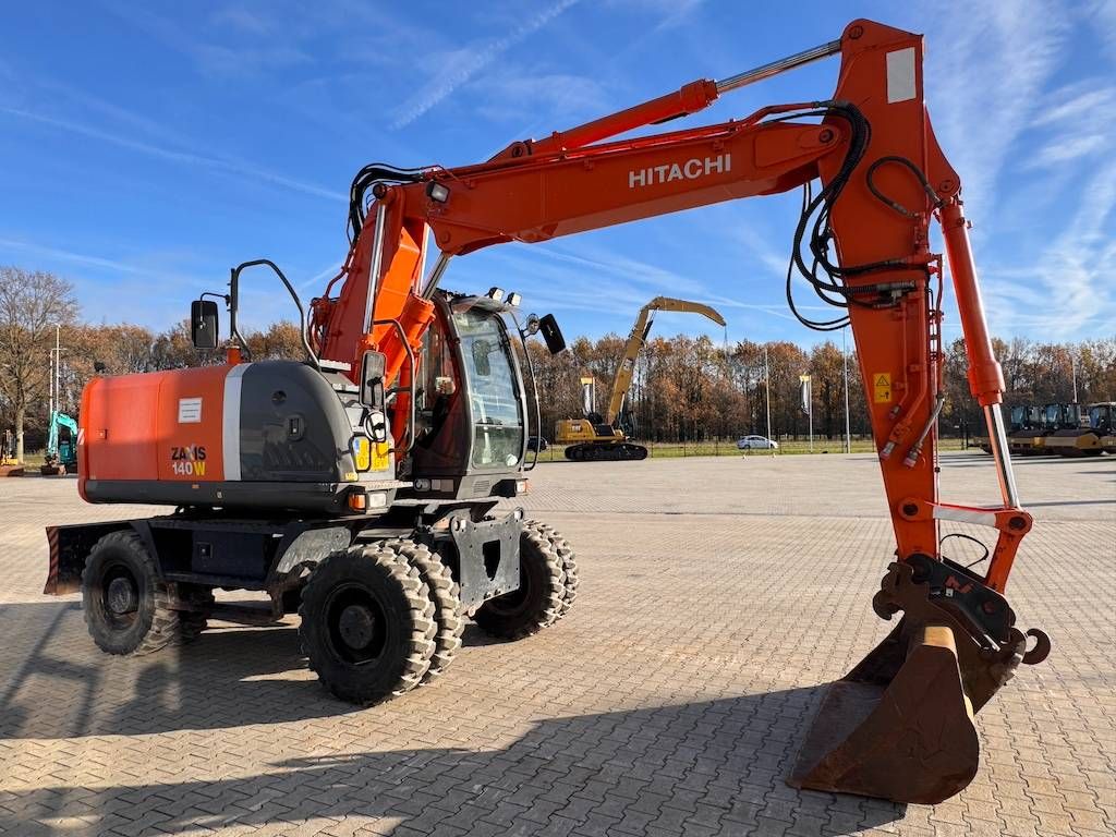 Hitachi ZX 140 W-3