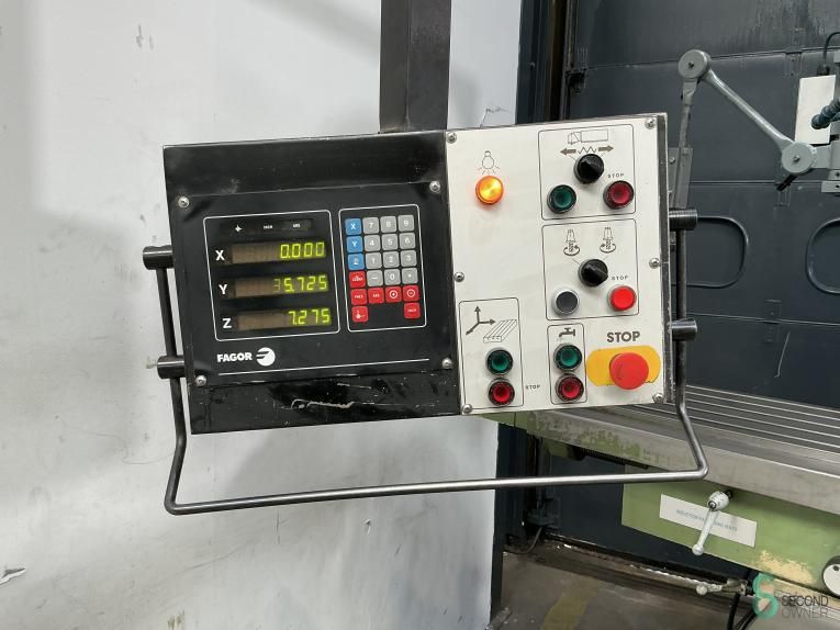 Milling machines MRF FU-170