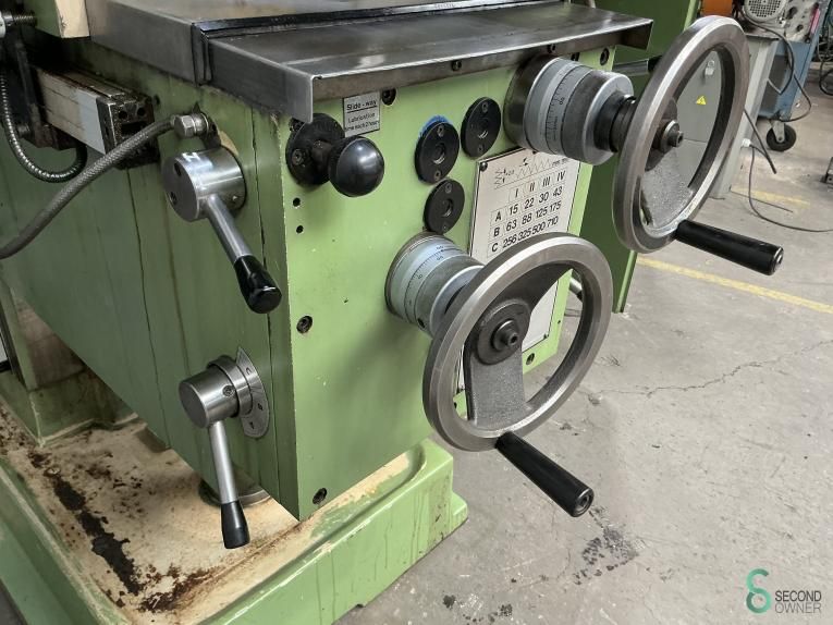 Milling machines MRF FU-170