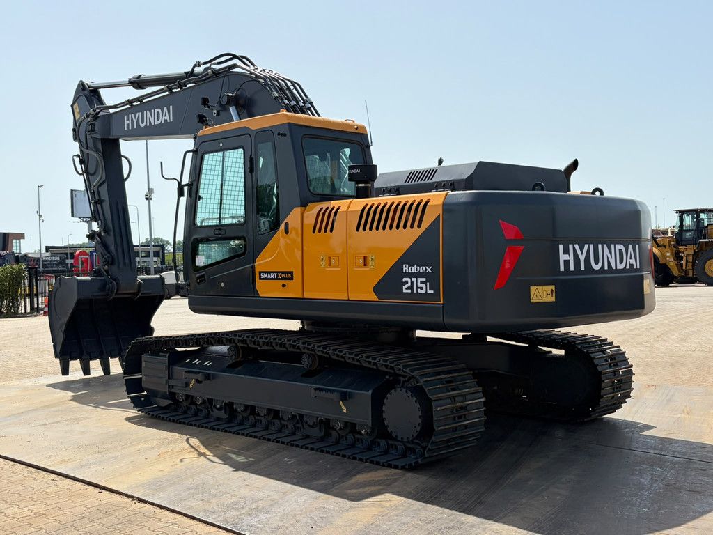 Hyundai R215L