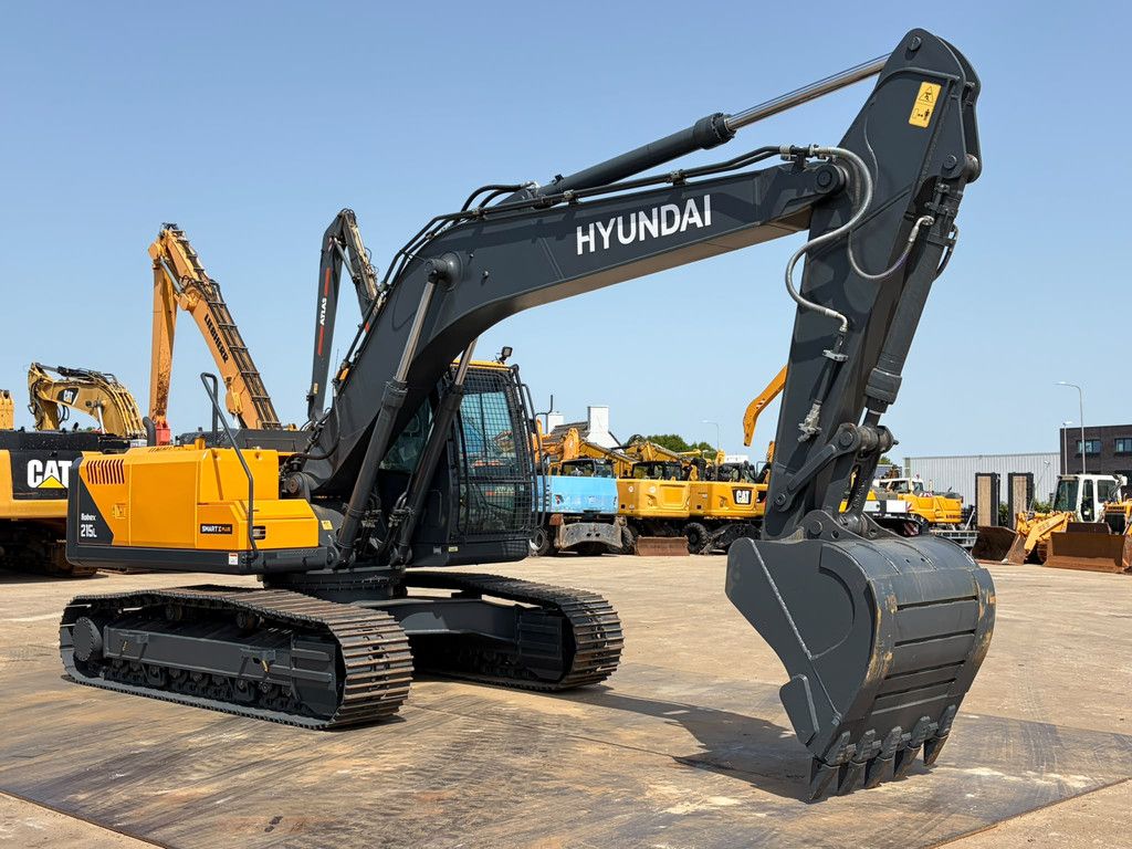 Hyundai R215L