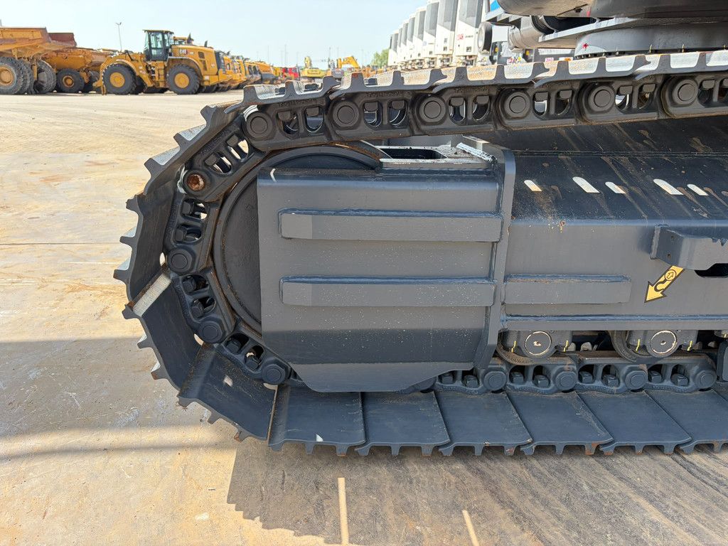 Hyundai R215L