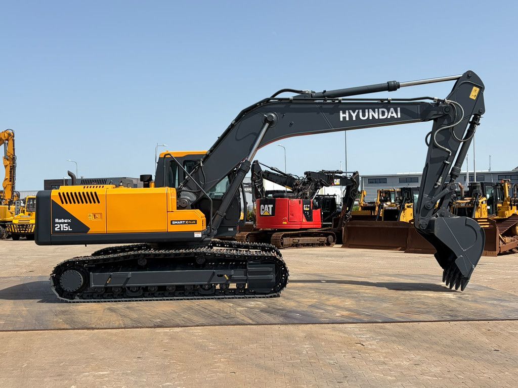 Hyundai R215L