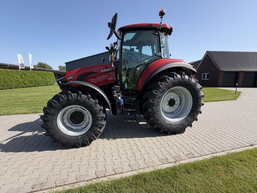 Case IH FARMALL 120M