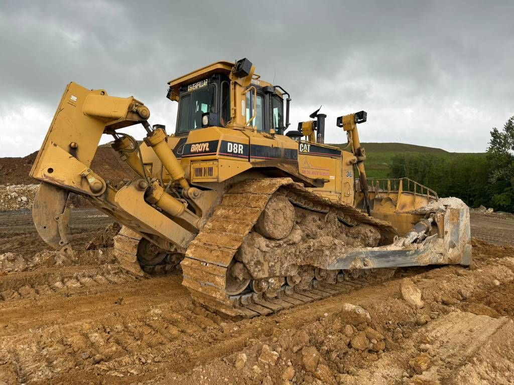 CAT D 8 R II