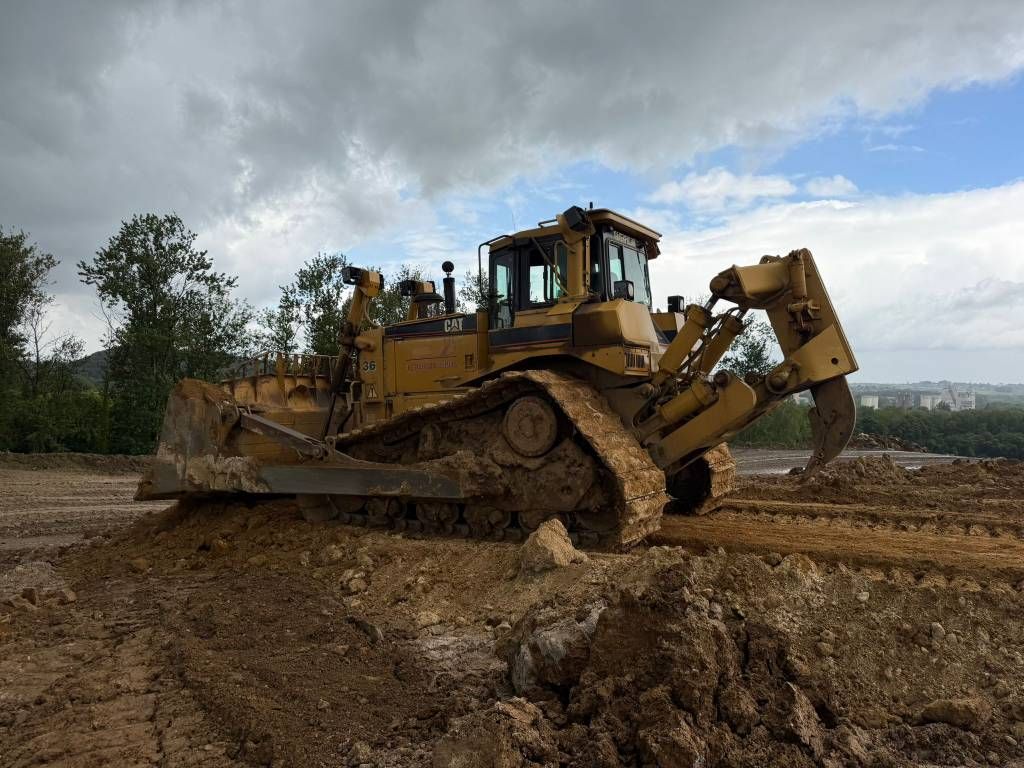 CAT D 8 R II