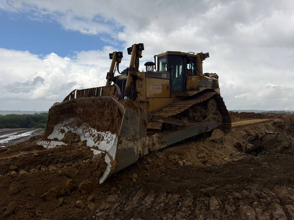 CAT D 8 R II