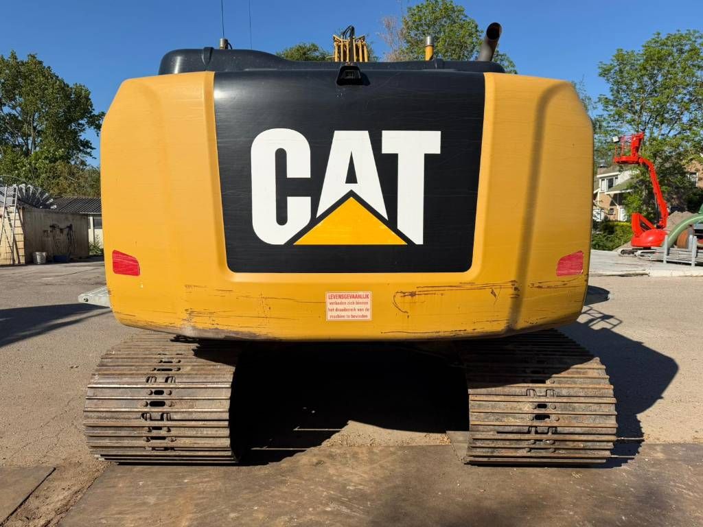 CAT 323 EL