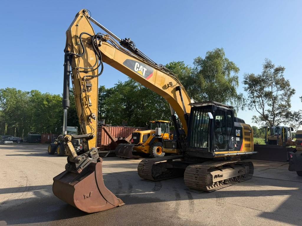 CAT 323 EL