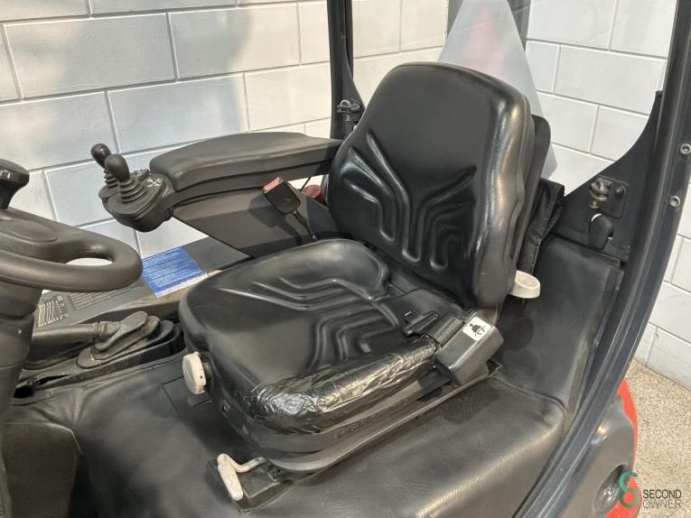 Forklifts Electric Linde E 16 C 2006