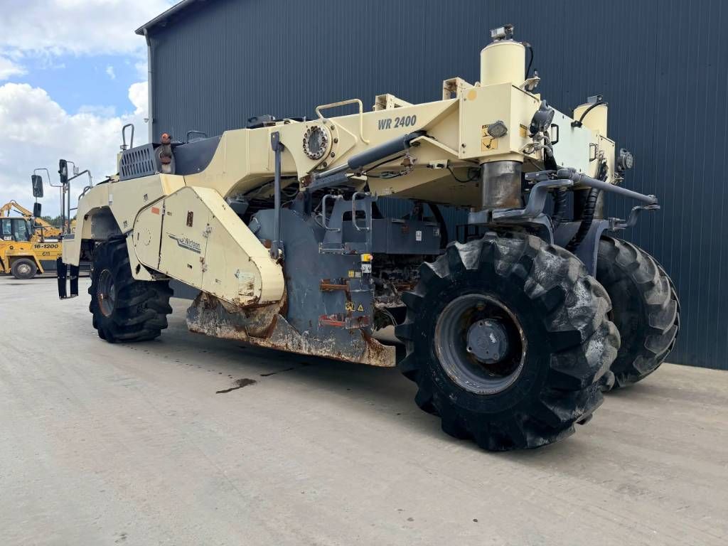 Wirtgen WR2400