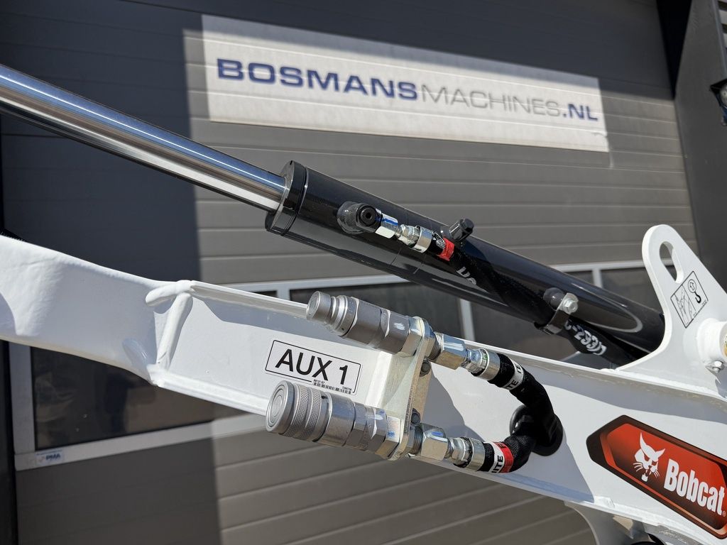 Bobcat E20 z minigraver binnendraaier NIEUW