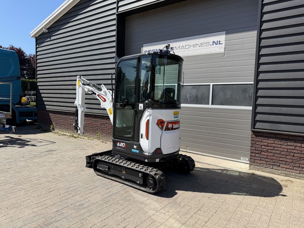 Bobcat E20 z minigraver binnendraaier NIEUW