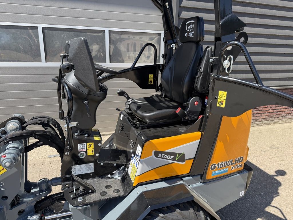 Giant G1500L HD X-tra minishovel / kniklader DEMO