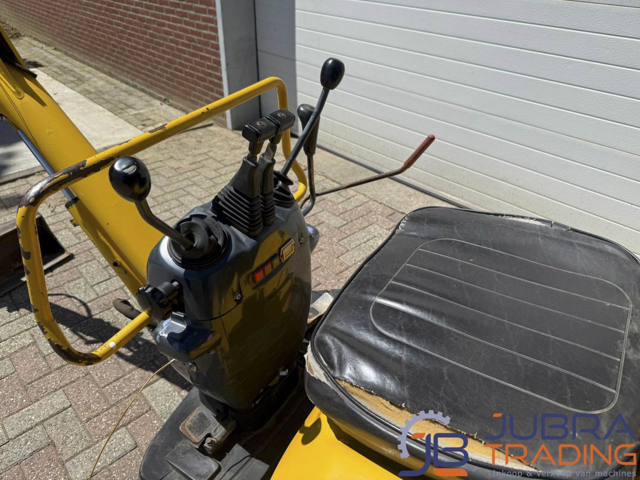 Komatsu PC10MR Minigraver | 2004 | 4428U | Β±1000KG | Marge