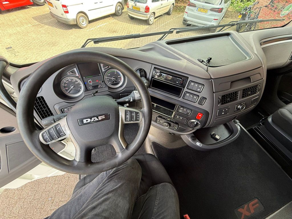 DAF XF 480 8X! 6X2 FTP Space Cab Midlift Standairco Alcoa NL Truck