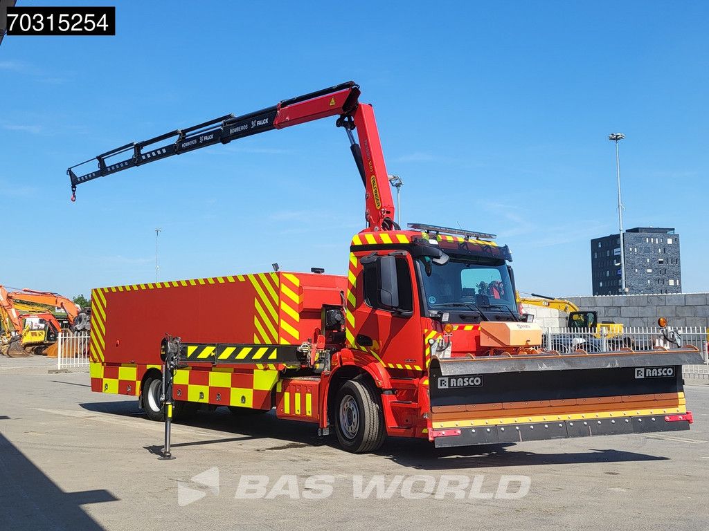 Mercedes Actros Actros 1827 4X2 Fire truck Watertank for electrical vehicles Winch Palfinger PK19.001SLD Crane