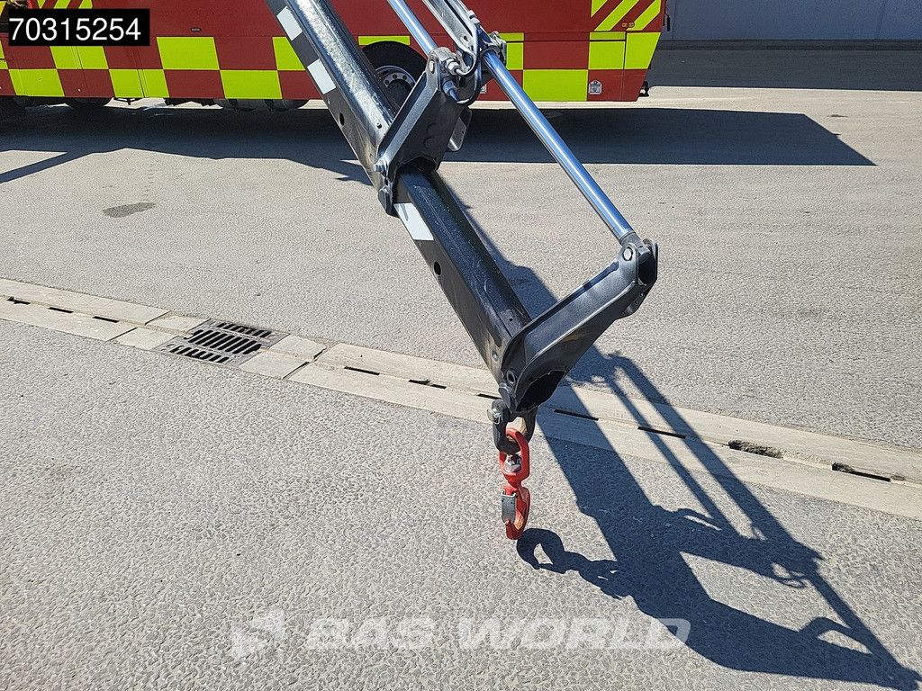Mercedes Actros Actros 1827 4X2 Fire truck Watertank for electrical vehicles Winch Palfinger PK19.001SLD Crane