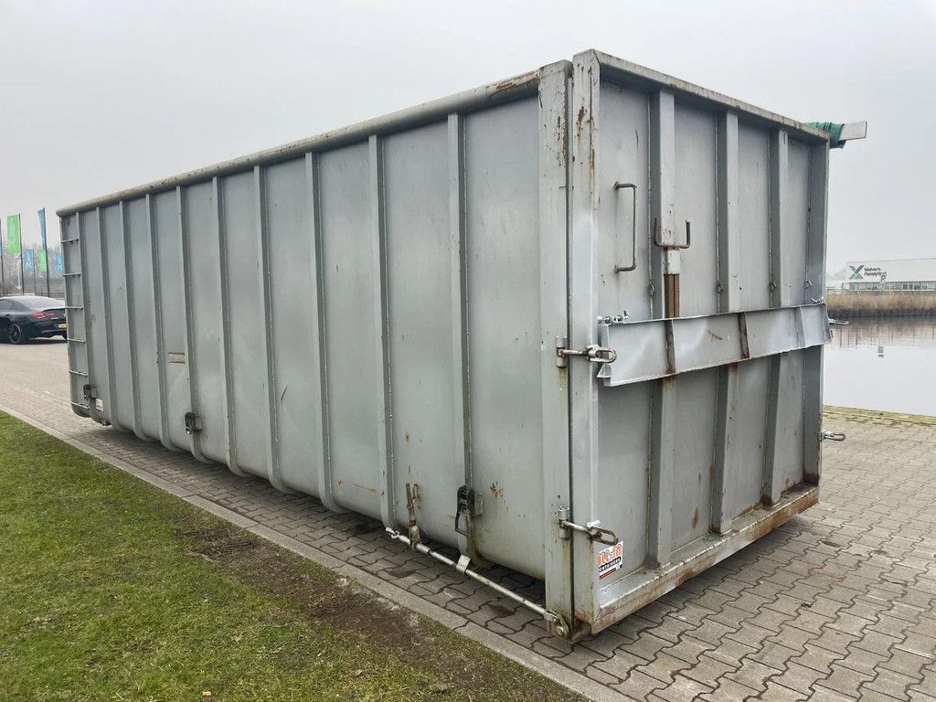 All-in 40m3 vloeistofdichte containers