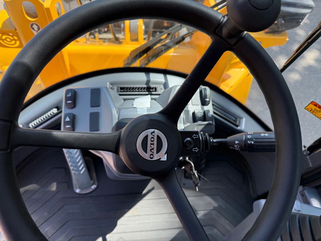 Volvo L30HS 35Km/h