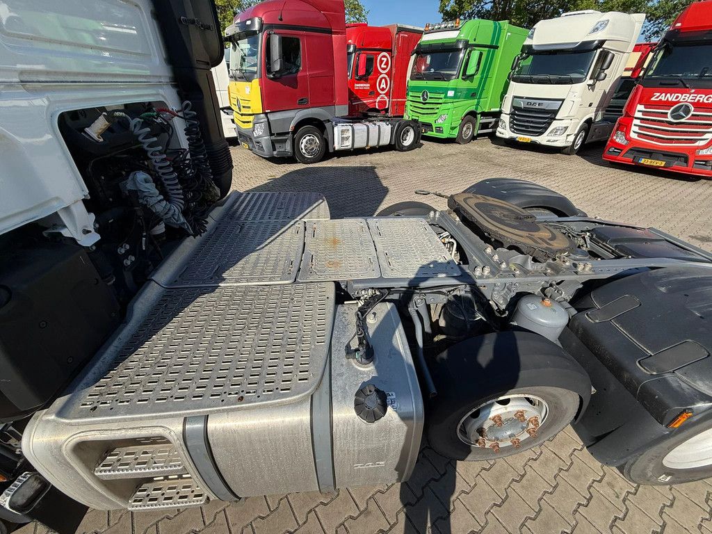 DAF XF 480 8X! 6X2 FTP Space Cab Midlift Standairco Alcoa NL Truck