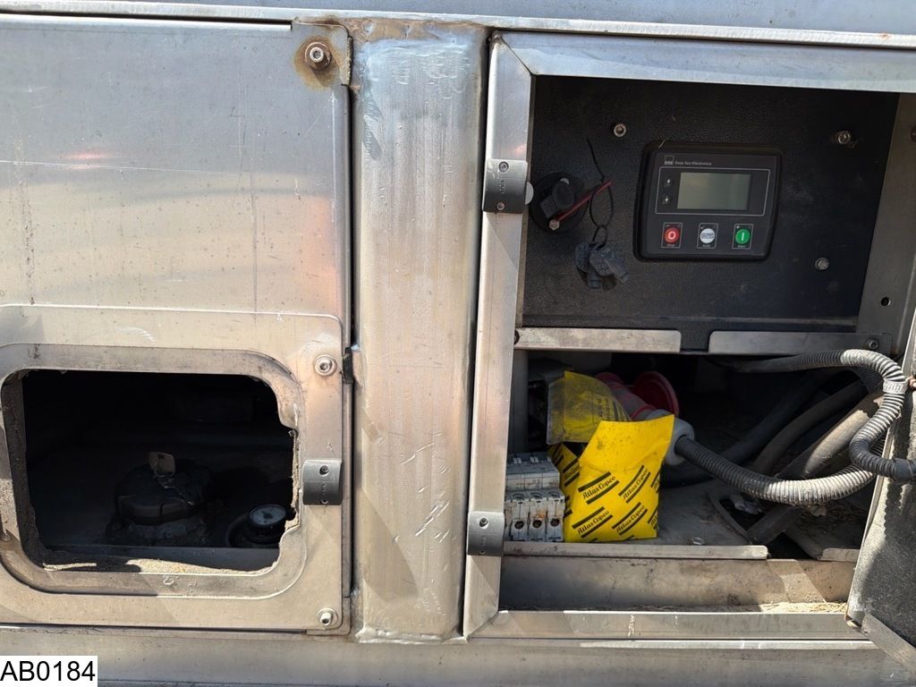 Magyar Bitum 33.330 Liter, 1 Compartiment, HeatingGenerator