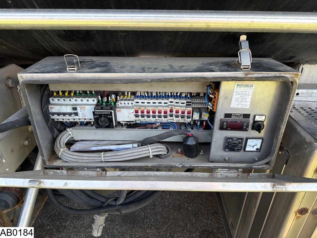Magyar Bitum 33.330 Liter, 1 Compartiment, HeatingGenerator